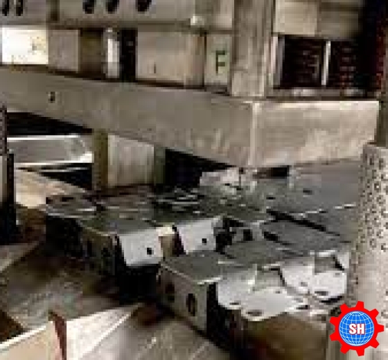 GIA CÔNG ĐỘT DẬP